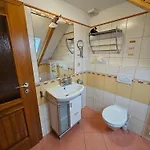 Apartmanhotel Happy House & Sauna 4*