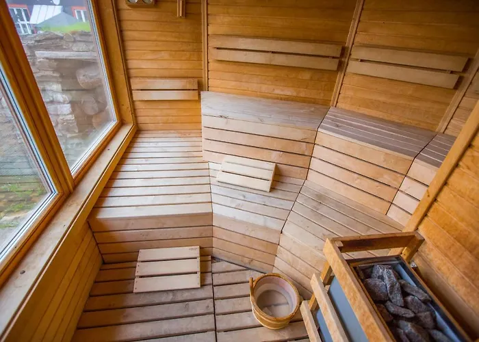 Happy House & Sauna