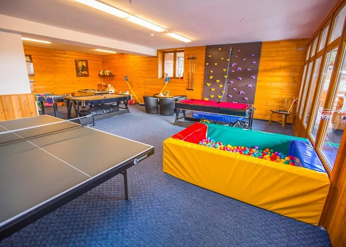 Happy House & Sauna Apart-hotel 4*