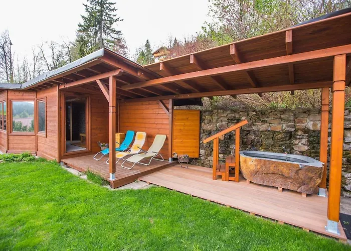 Happy House & Sauna Ξενοδοχείο με διαμερίσματα 4*