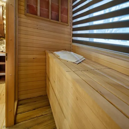 Happy House & Sauna 4* Špindlerŭv Mlýn