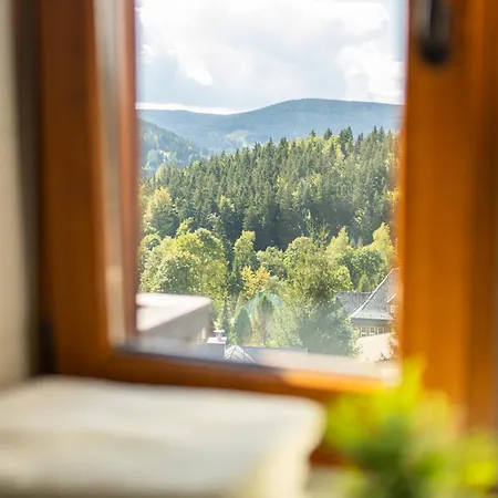 Happy House 4* Spindleruv Mlyn
