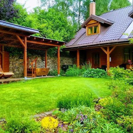 מלון דירות Happy House & Sauna 4*