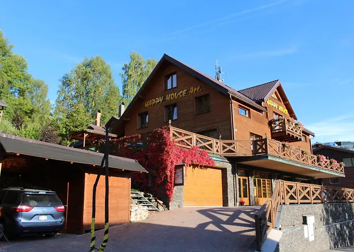 Happy House & Sauna 4*